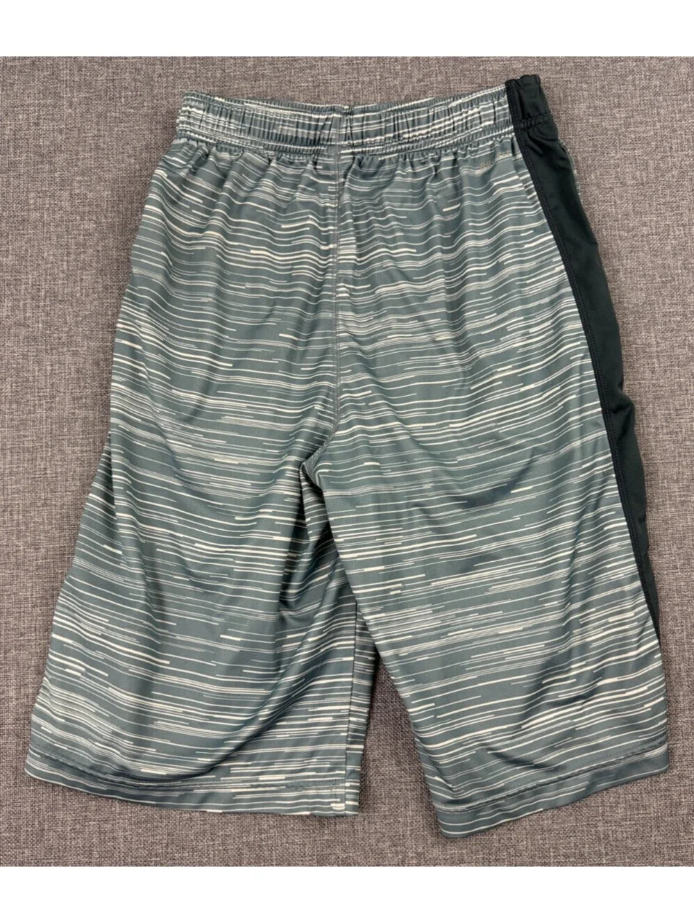 Nike Athletic Performance Gray/White/Black Shorts Boys Size XL Dri-Fit